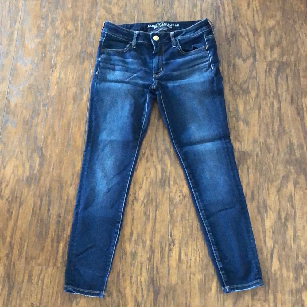 Size 8 Short American Eagle Jegging
